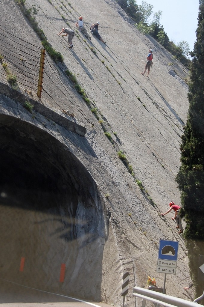 Rock climbing over tunnels - well all of the other cliffs have lake at the bottom