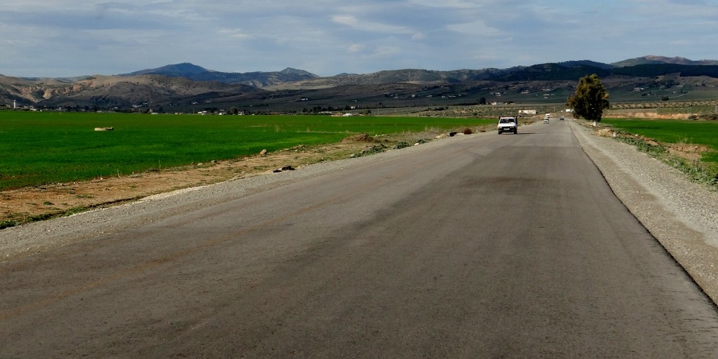 Wide and smoothish, just no lines so overtaking takes place everywhere!