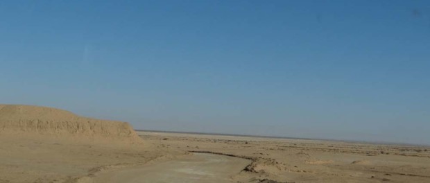 Our piste track to Mos Espa. 