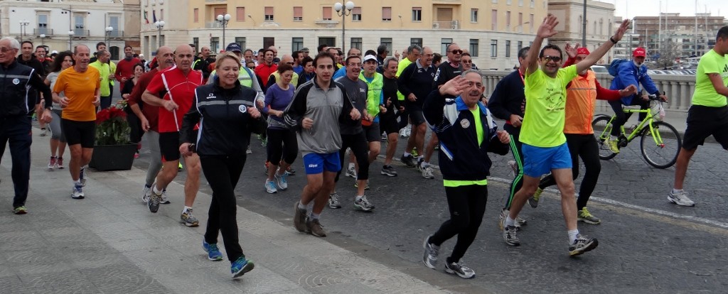 The local running clubs last run of 2012 is done to much cheering