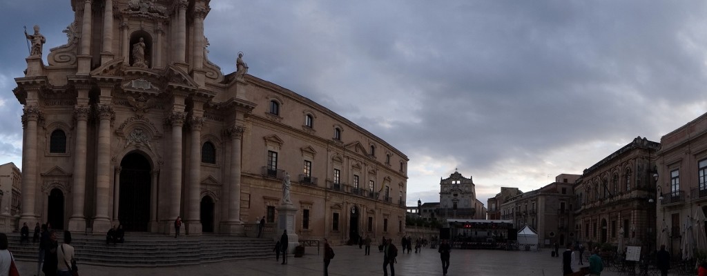 The stage is set for a party!