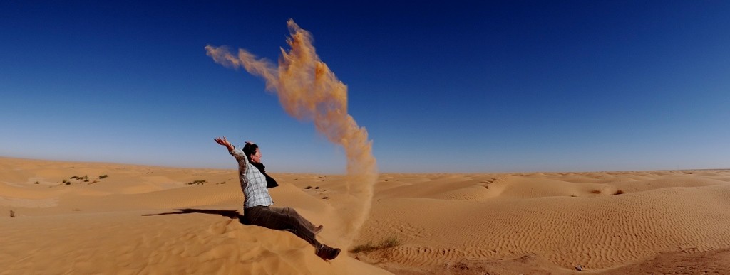 Ju has fun in the sand