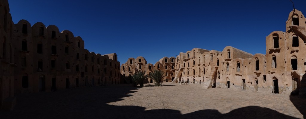 Next stop: Ksar Ouled Soltane. One chap asked if we wanted any info and when we said no thanks, said no problem and left us alone. Flippin' brilliant.