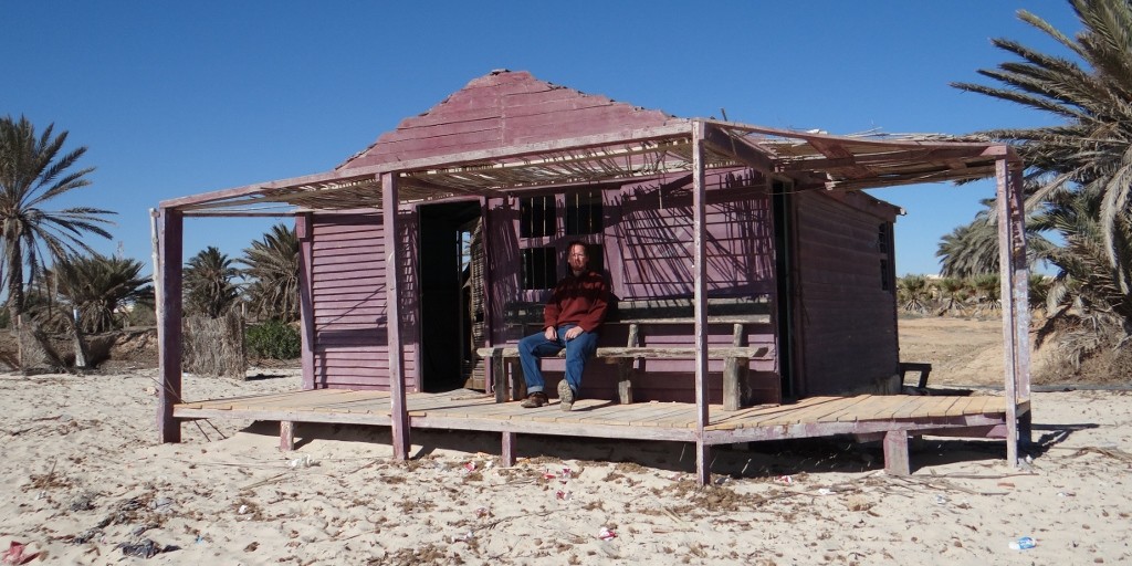 Jay rests up at another beach bar - also closed!