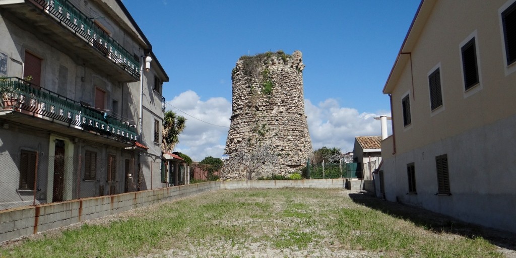 The side facing side of the tower!