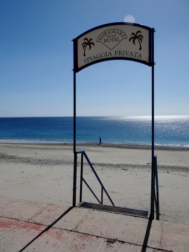 You can tell a popular resort, sections of the beach are marked private - rules don't apply in the winter though.