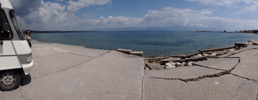 Dave and the failing quayside. Look closely and Dave has also picked up one of those hood ornaments shaped like a woman - looks surprisingly like me!