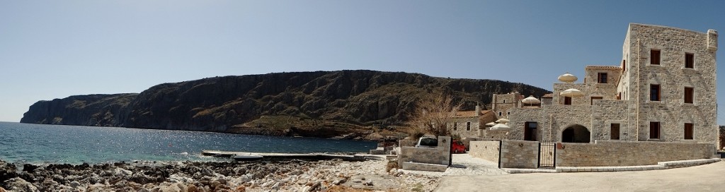 Four star luxury in Yerolimenas