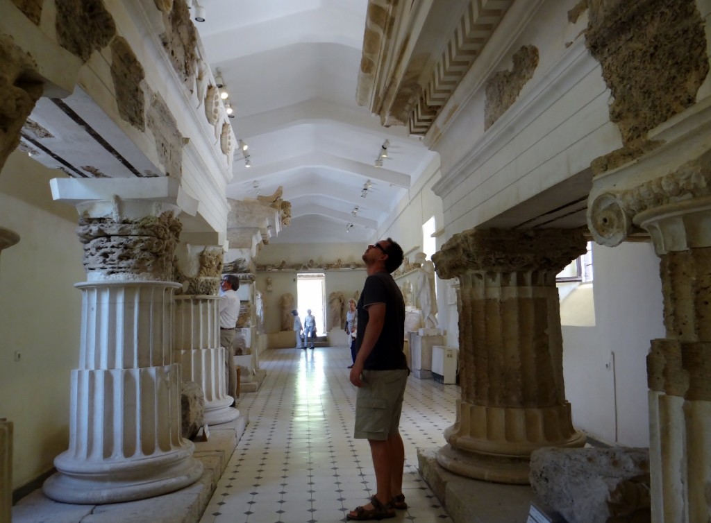 Jay in the museum - brown stuff is original, white is plaster cast (Jay is original!)