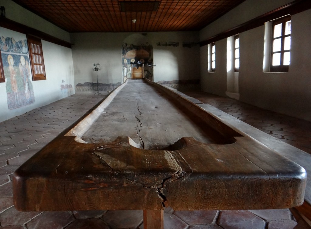 Rozhen monastery dining room