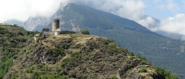 Along the valley to Courmayeur