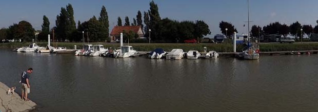 Mortagne-sur-Gironde port.