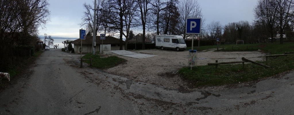 The free motorhome aire at Anthy-Sur-Léman, Lake Geneva in the background