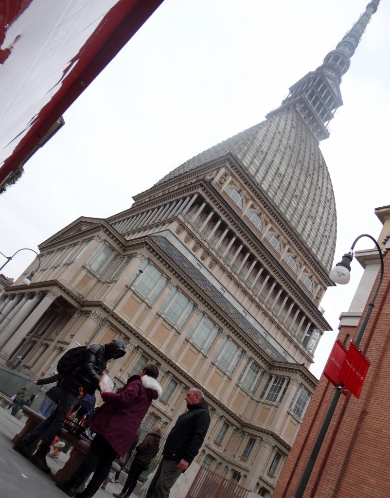 Lookie Lookie man selling replicas of the Mole 