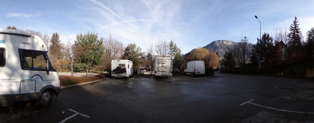 Zagan in the free motorhome aire at Annecy. It's filled up since, and only 2 of the 10 spaces are left at 6pm on a Sat night.