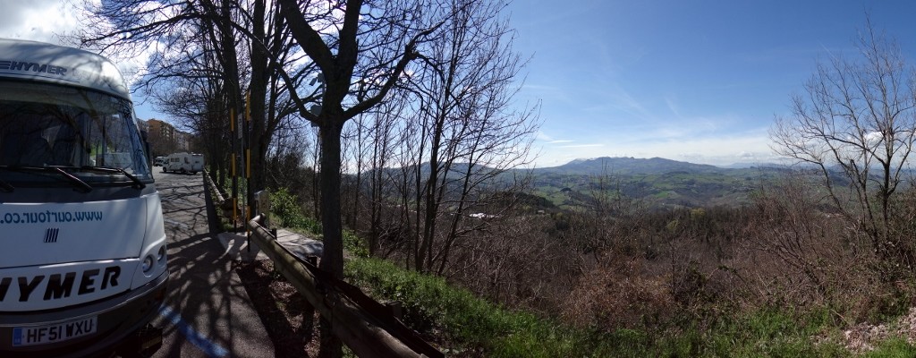 Zagan looking west to the Apennines, in one of the official motorhome sostas in San Marino