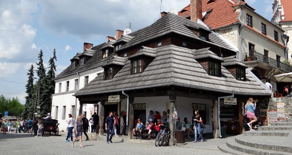 Fab wooden-roofed ice cream and waffle flogger