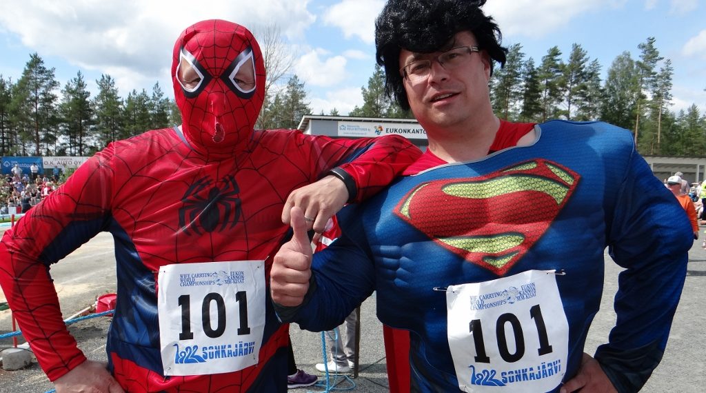 Although Pasi, the fireman we met on midsummer, told me the wife carriers were 'real athletes', no everyone took it too seriously