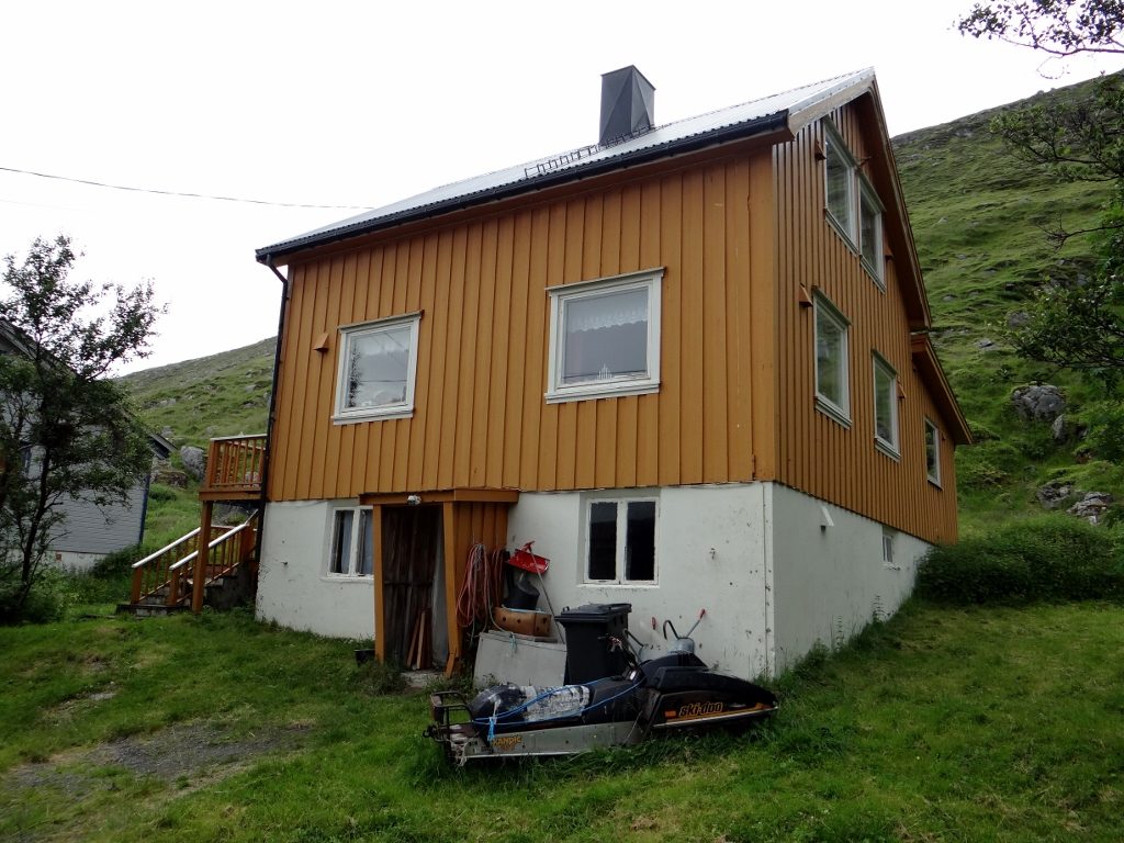 Skidoo waiting for the snow to return