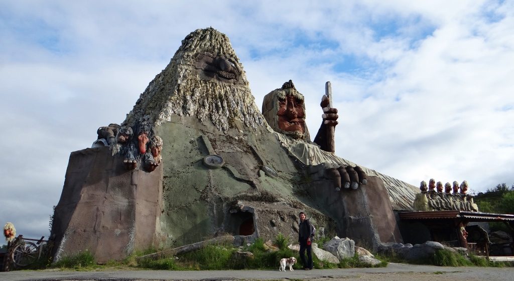 See what I mean - the world's biggest troll and his wife. Nope, you don't need to pay to go look, but it's £15 or some such if you want to go inside him...