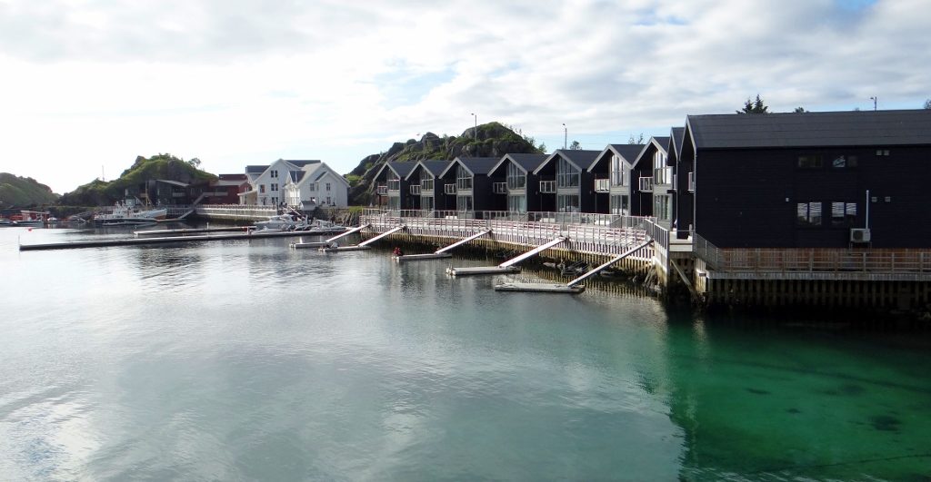 Hamn I Senja. The white building was the gutting house, but is now a very nice-looking restaurant serving a buffet lunch and a la carte menu in the evening. Nope, we've not been in, saving that £10000 a meal blow out for further south