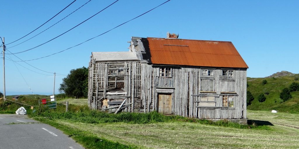 Mummified old house on Flakstadøy