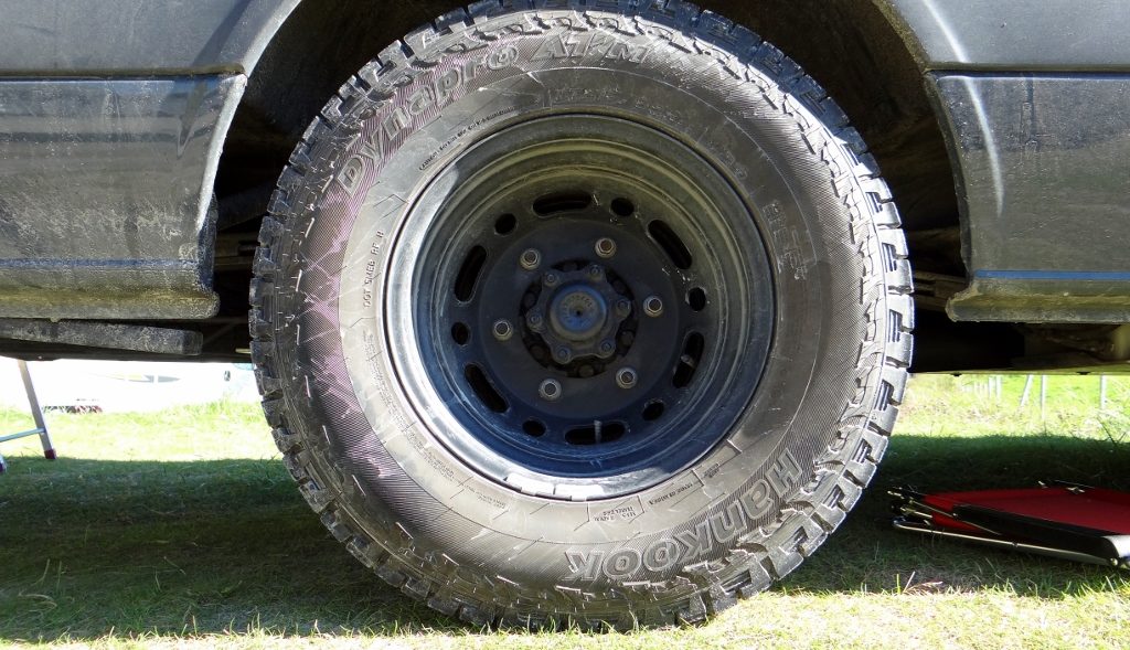 I was interested to see Ian, an experienced F1 mechanic, had gone for Hankook tyres. He explained they're ten ply, and more than good enough for the van. Age and rock strikes were what would do for the tyres he told me.