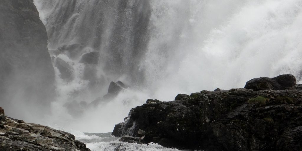 Dramatic close up on crashing water!