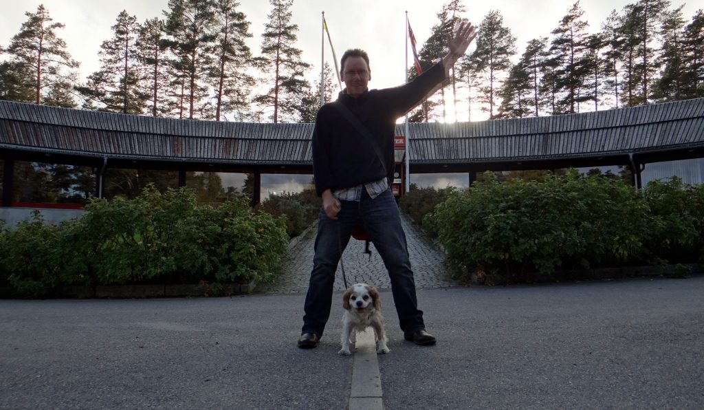 Across the border Morokulien