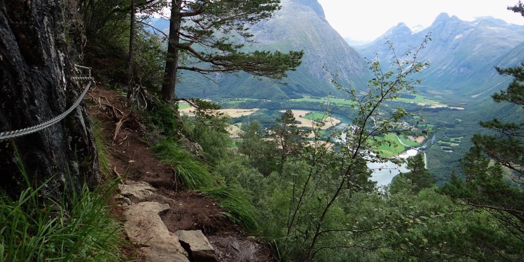 I like the Norwegian approach to health and safety: there's a chain: you have the option to hold onto it!