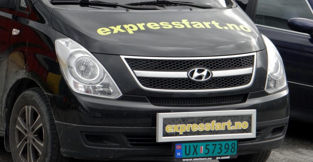 Guffawed at in Åndalsnes