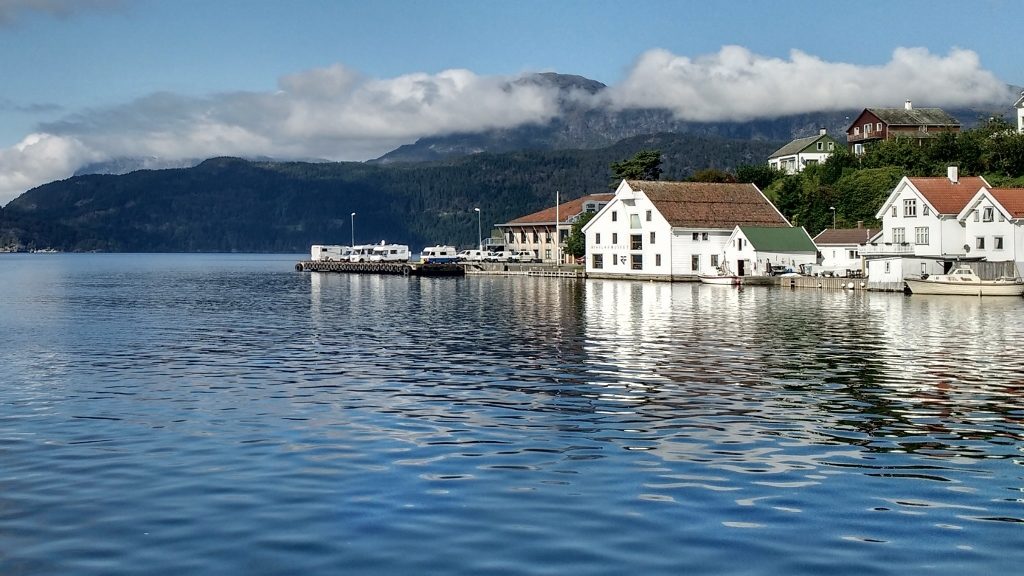 Motorhome parking, aire, stellplatz Sand Norway