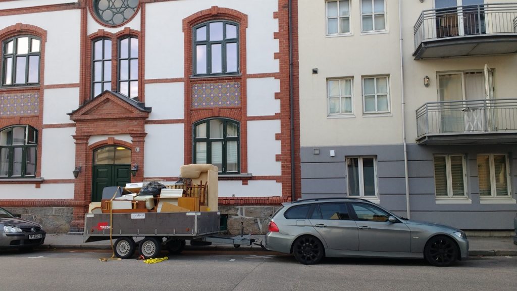 That's one way to move house.