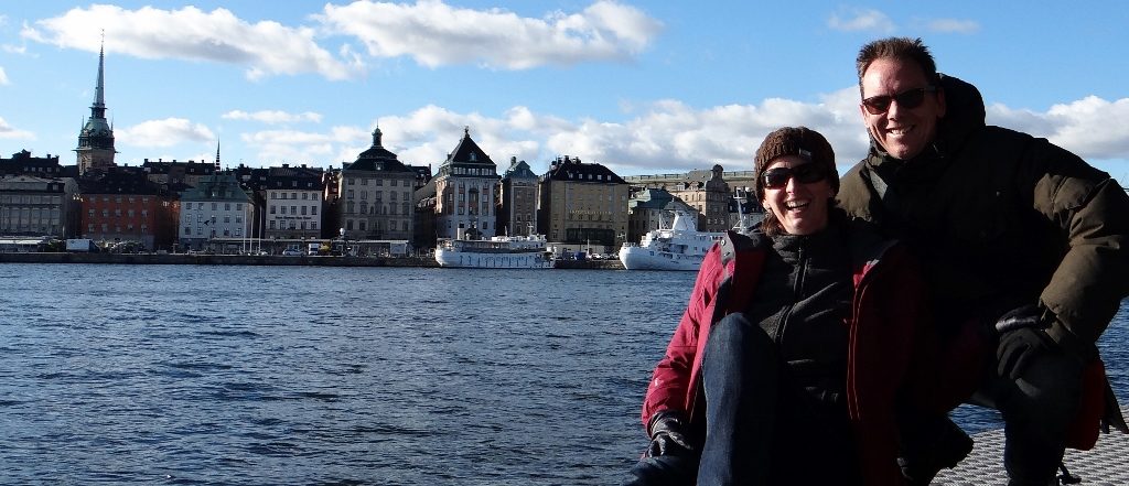 Big coats on folks - sunny but down to 10 degrees now, only 4 degrees at night