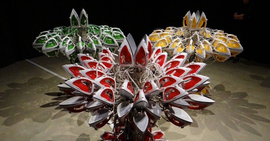 Irons shaped as slowly-opening lotus flowers. I just loved this for what it looked like alone