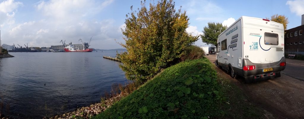 Free motorhome parking about 1km from town at Flensburg