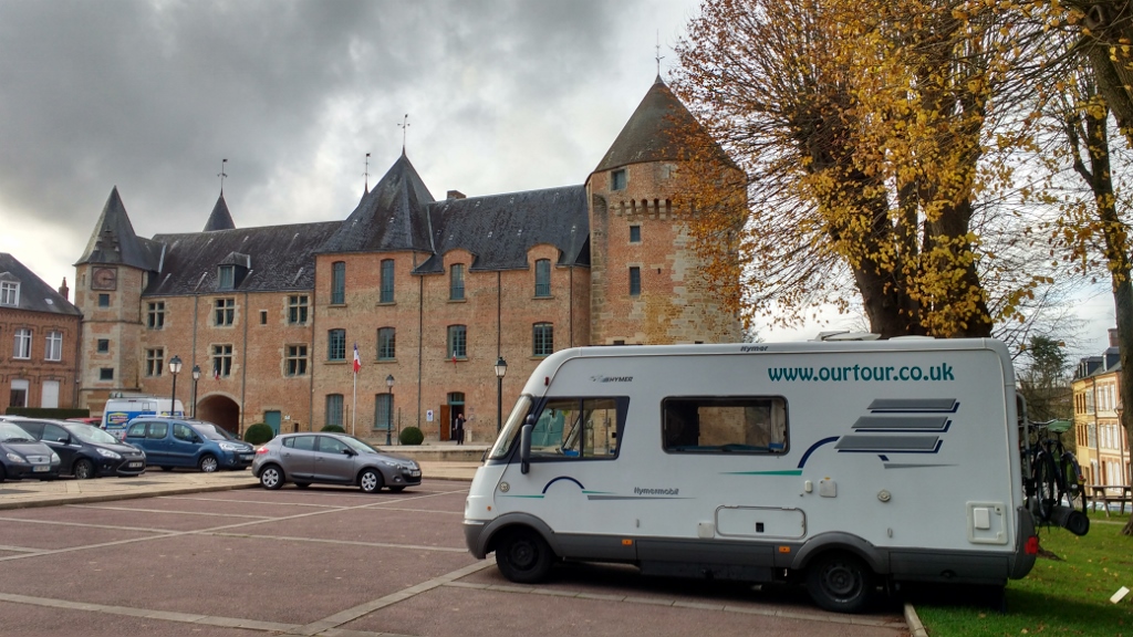 Free aire at Gace, outside the Mayor's and Tourist Info