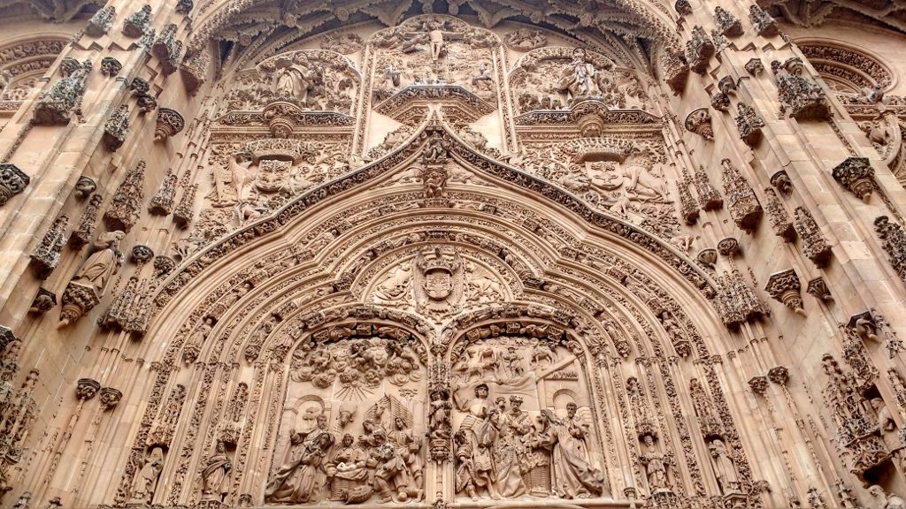 The facade on the new cathedral (they have two here, of course). It's breathtaking.