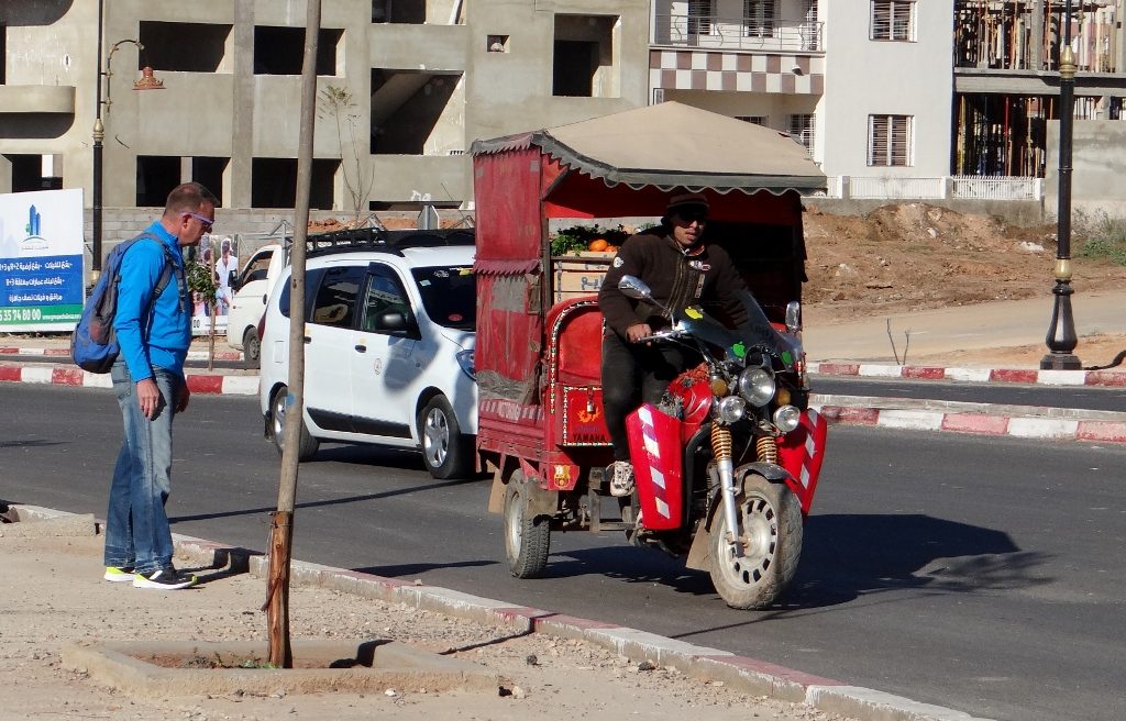 Phil and the stranded tuk tuk