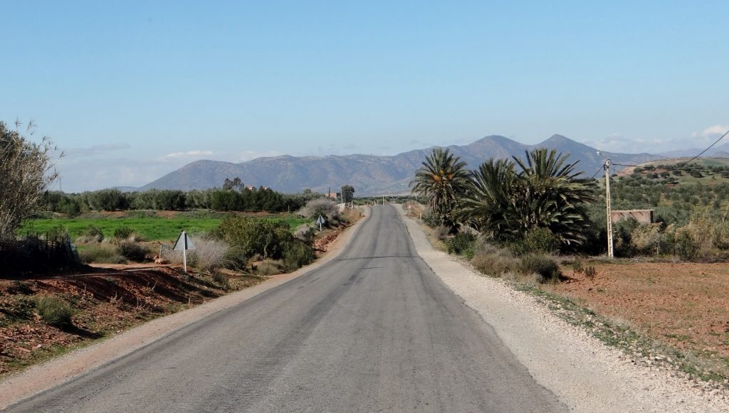 The N8 route south. On occasion the tarmac was a bit ropey, and we passed a few stretches of roadworks, but nothing major