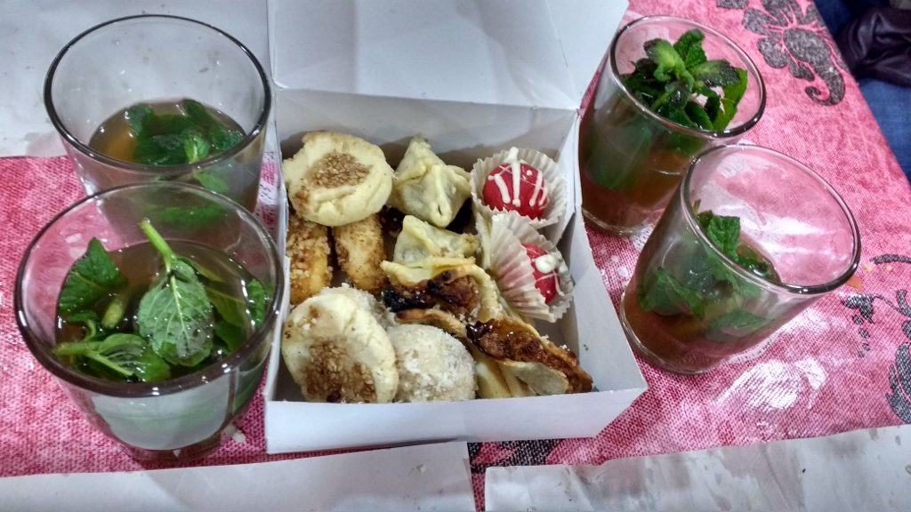 Sweets and mint tea: sugar rush!