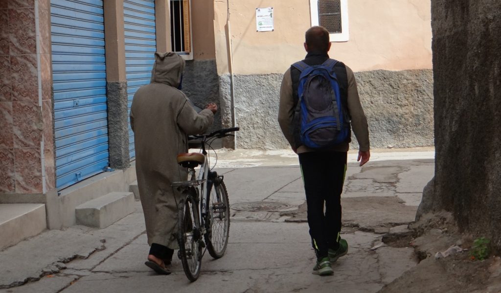 C'mon, this is Morocco, you need at least one tout or you'd not feel at home. This chap made a game effort to get us to his Berber jewellery shop. "No, no, you just look, not buying, just look, this way, this way" 