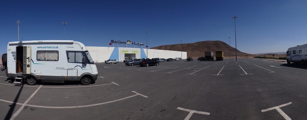 Marjane Guelmim - the Supermarket in the Desert!!!