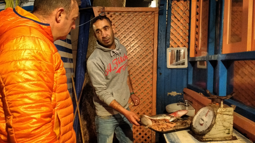 Honest John telling Phil an honest price