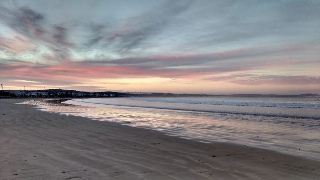 Pre-dawn Essaouira. Not that I usually get up before the sun, but the call to dawn prayer seemed to go off a bit early today