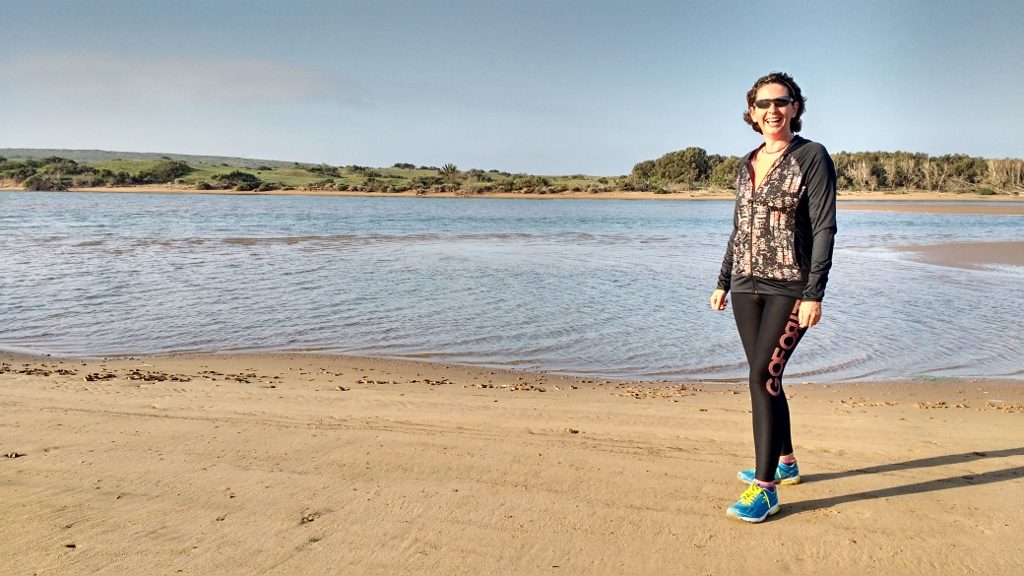 Ju alongside the beautifully clean Oued Massa