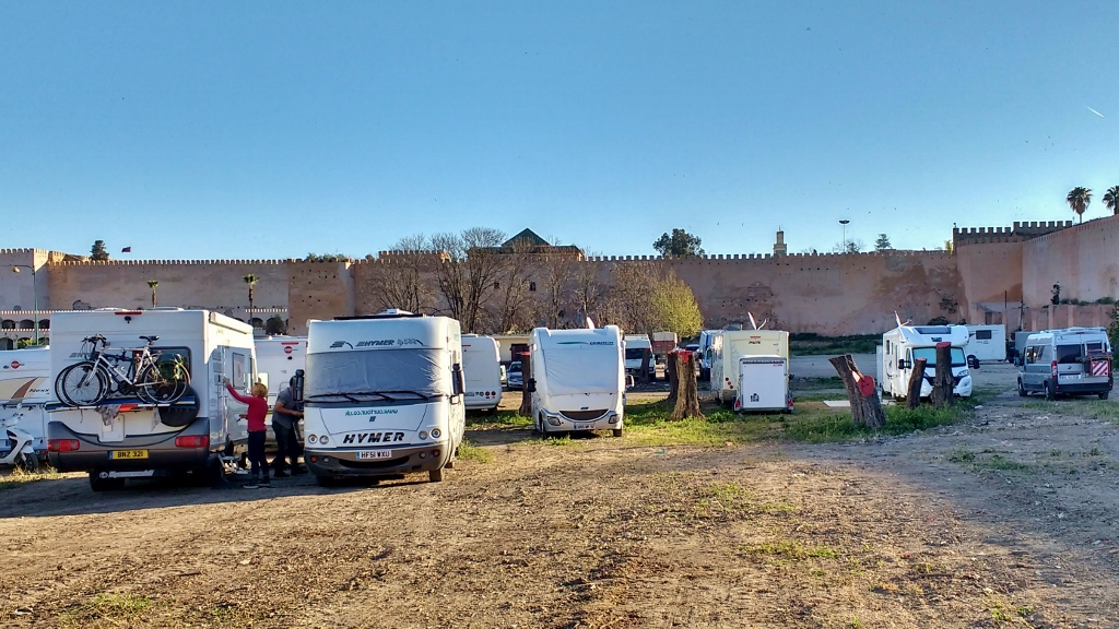 Guarded motorhome parking in Meknes