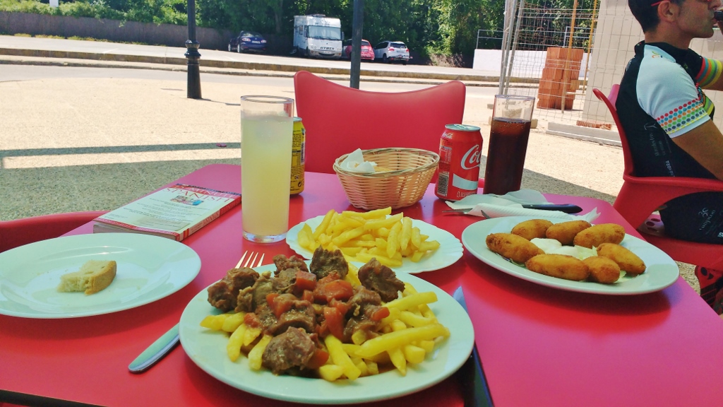 Free motorhome aire in Castellar de la Frontera