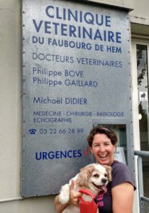 Vet for pet passport treatment Amiens France