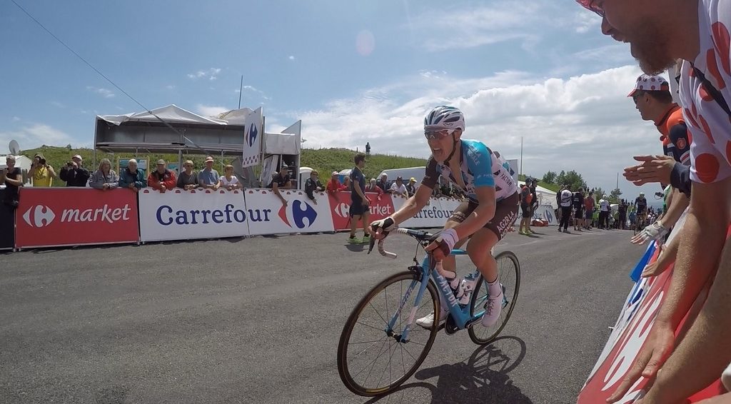 Many riders showed no pain, this chap looked a bit out of puff though, so we hammered at the hoarding especially hard!